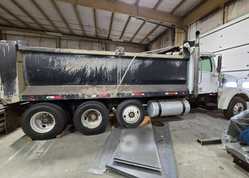 Wholesale tri-axle dump truck for sale - Maryland MD
